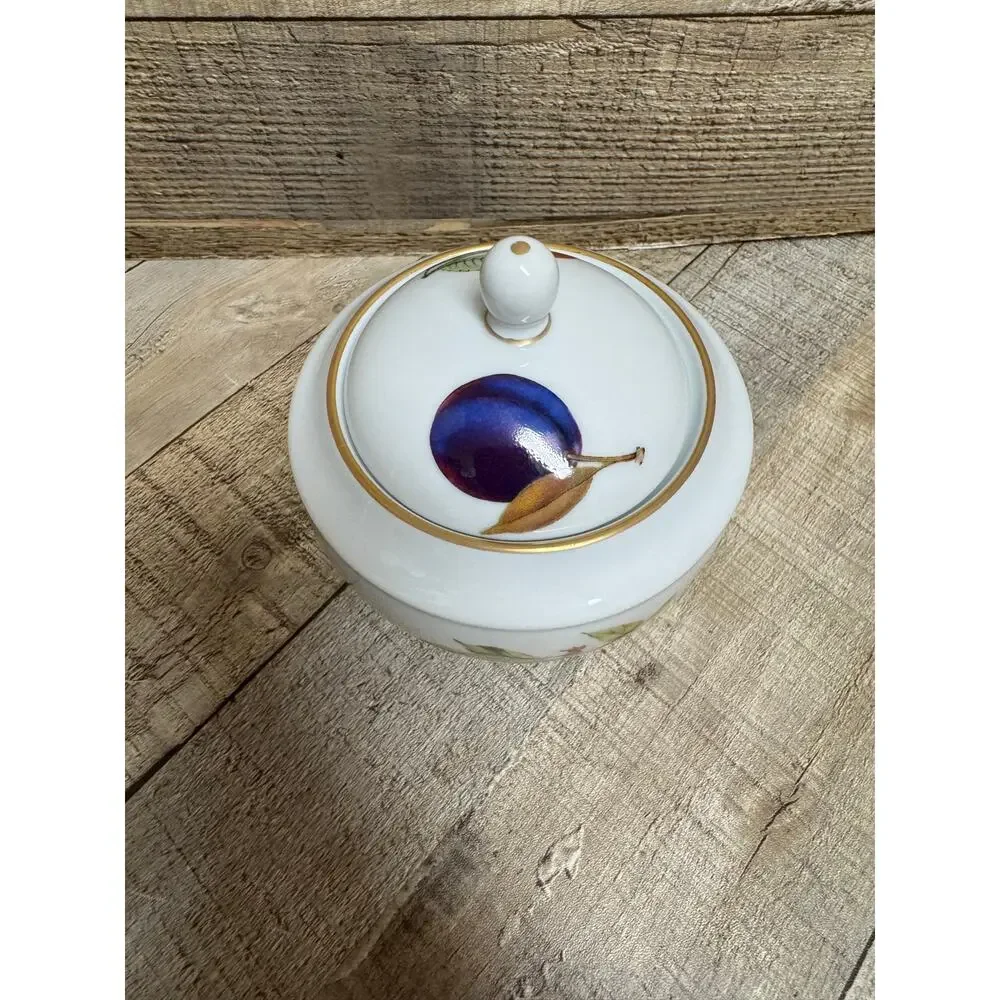 Royal Worcester preowned royal